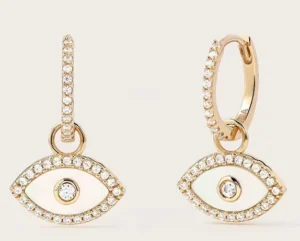 Boucles d'oreilles puces or jaune 375/1000 oxydes + nacre